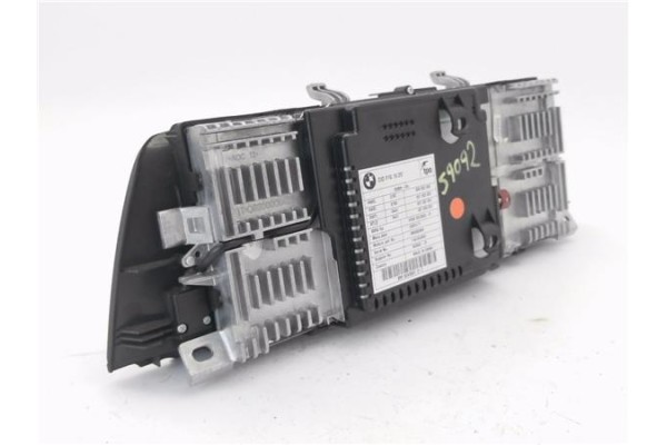 Recambio de pantalla para bmw serie 5 berlina (f10) 2.0 520d referencia OEM IAM 6550924390301 BM924389701C 