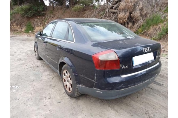 audi a4 berlina (8e) del año 2001
