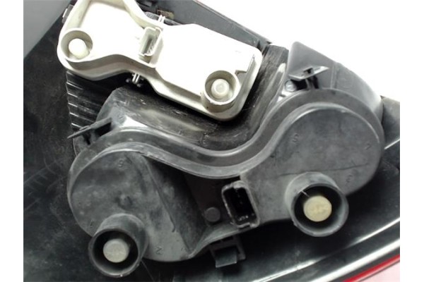 Recambio de piloto trasero derecho para renault megane ii berlina 5p referencia OEM IAM 8200073237 89396631 5200073236 , RENAULT