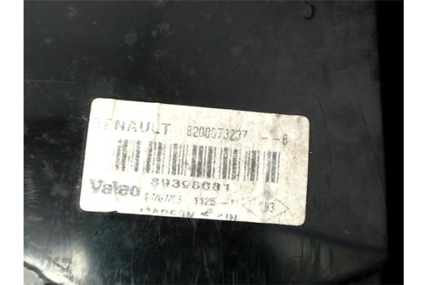 Recambio de piloto trasero derecho para renault megane ii berlina 5p referencia OEM IAM 8200073237 89396631 5200073236 , RENAULT