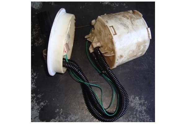 Recambio de aforador para ford focus (daw, dbw) 1.8 di / tddi referencia OEM IAM 98APBK 92751329 A 0005703  