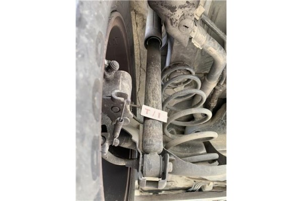 Recambio de amortiguador trasero izquierdo para toyota yaris (ksp9/scp9/nlp9) 1.4 active referencia OEM IAM 485300D180  
