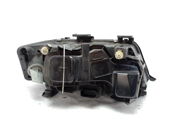 Recambio de faro delantero izquierdo para audi a6 berlina (4b2) referencia OEM IAM 4A0941029L  