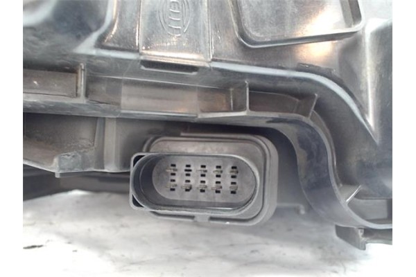 Recambio de faro delantero izquierdo para audi a6 berlina (4b2) referencia OEM IAM 4A0941029L  