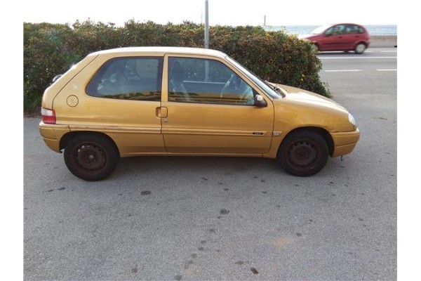 citroen saxo del año 2000