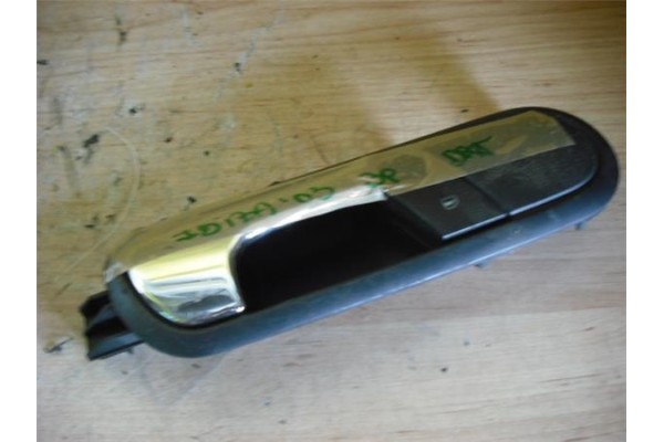 Recambio de manilla para seat ibiza (6l1)(04.2002 ) 1.4 cool [1,4 ltr. - 55 kw 16v] referencia OEM IAM   