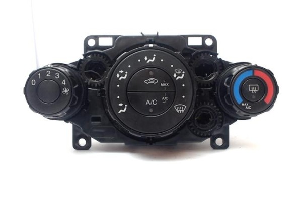 Recambio de mandos climatizador para ford fiesta vi 1.4 tdci referencia OEM IAM 8A6118549 Recambio de mandos climatizador para ford fiesta vi 1.4 tdci referencia OEM IAM 8A6118549