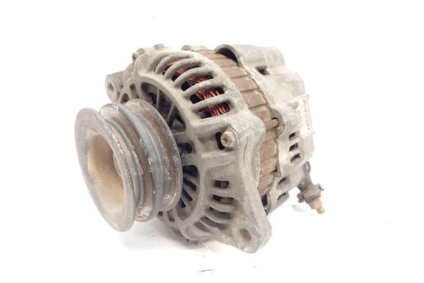 Recambio de alternador para nissan navara 2 ii pick-up (d22)(1998) 2.5 tdi referencia OEM IAM 23100VK010 A3TB5099 231005M310 , N