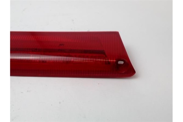 Recambio de luz central de freno para ford fiesta vi 1.4 tdci referencia OEM IAM 8A6113A613AG  2085739 , FORD
