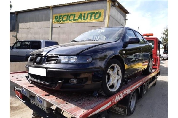 seat leon (1m1)(11.1999) del año 