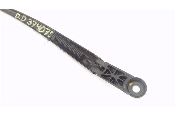 Recambio de brazo limpiaparabrisas delantero derecho para toyota yaris (ksp9/scp9/nlp9) 1.4 active referencia OEM IAM 852110D070
