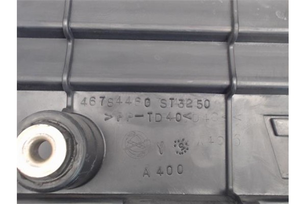 Recambio de guarnecido protector motor para fiat stilo (192) 1.6 16v (192_xb1a) referencia OEM IAM 46784460 A400 