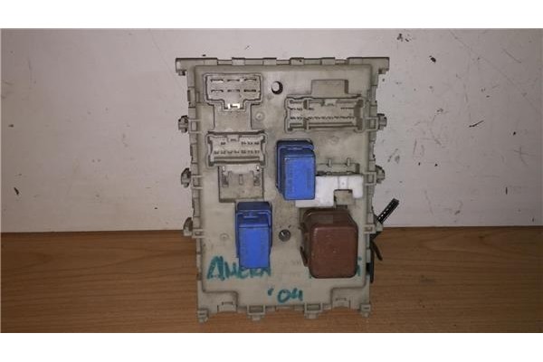Recambio de caja fusibles/rele para nissan almera (n16/e) 1.5 dci referencia OEM IAM 243505M310 1201033 