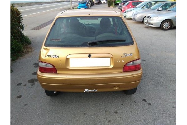 citroen saxo del año 2000