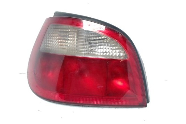 Recambio de piloto trasero izquierdo para renault megane i fase 2 berlina (ba0) referencia OEM IAM 7700428320  