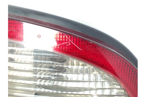 Recambio de piloto trasero izquierdo para renault megane i fase 2 berlina (ba0) referencia OEM IAM 7700428320  