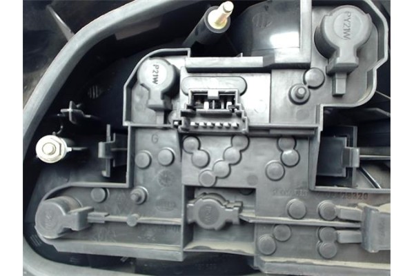 Recambio de piloto trasero izquierdo para renault megane i fase 2 berlina (ba0) referencia OEM IAM 7700428320  
