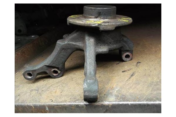 Recambio de mangueta delantero derecha para renault super 5 (b/c40_) 1.2 referencia OEM IAM   