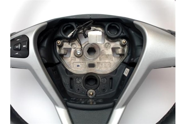 Recambio de volante para ford fiesta vi 1.4 tdci referencia OEM IAM 8A613600 62146117C 