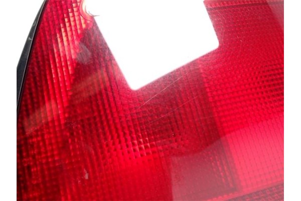 Recambio de piloto trasero derecho para renault megane i fase 2 berlina (ba0) referencia OEM IAM 7700428321  