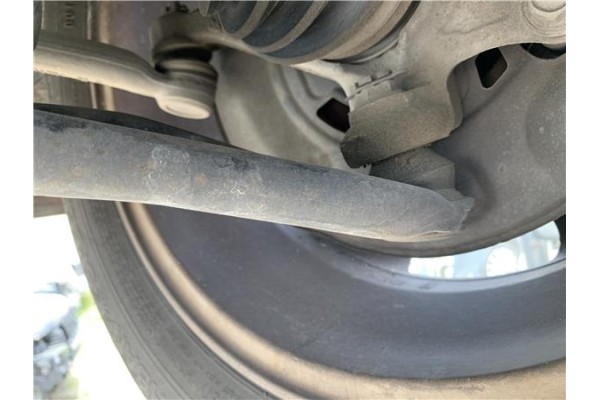 Recambio de brazo suspension delantero izquierdo para toyota yaris (ksp9/scp9/nlp9) 1.4 active referencia OEM IAM 4806909040  