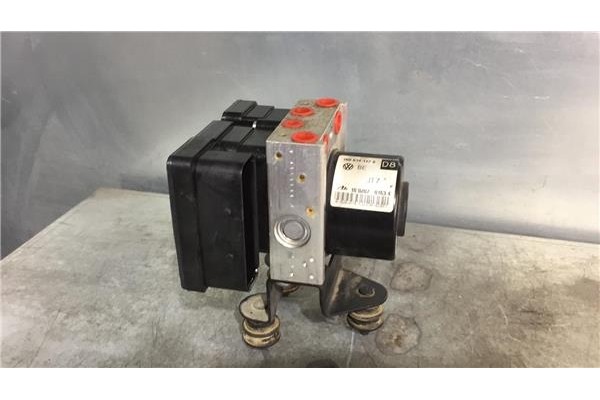 Recambio de nucleo abs para seat leon (1p1) 1.4 tsi referencia OEM IAM 1K0907379AK 1K0614117S Recambio de nucleo abs para seat leon (1p1) 1.4 tsi referencia OEM IAM 1K0907379AK 1K0614117S