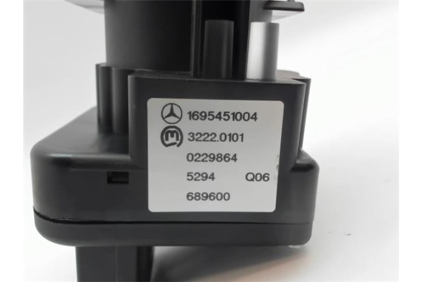 Recambio de mando de luces para mercedes-benz clase a (bm 169) 2.0 a 180 cdi (169.007) referencia OEM IAM 1695451004 32220101 