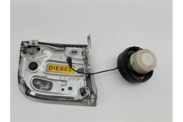 Recambio de tapa exterior combustible para peugeot 107 1.4 hdi referencia OEM IAM 1517C9  