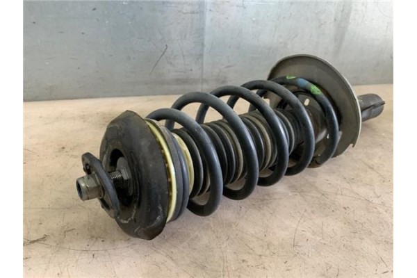 Recambio de amortiguador delantero derecho para peugeot 207 1.6 hdi referencia OEM IAM 520862  