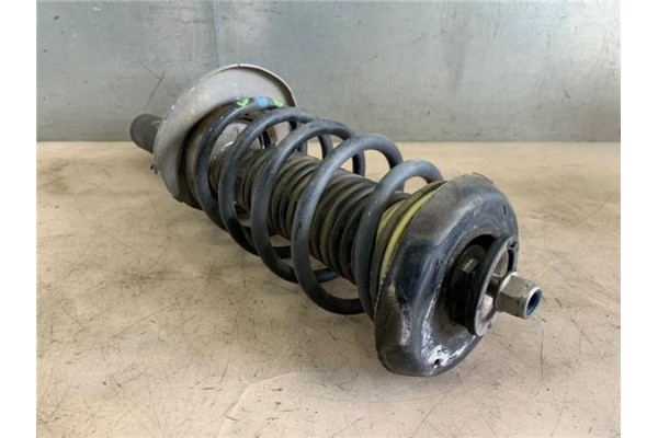 Recambio de amortiguador delantero derecho para peugeot 207 1.6 hdi referencia OEM IAM 520862  