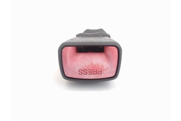 Recambio de anclaje cinturon trasero derecho para suzuki swift iii (sg) 1.3 referencia OEM IAM E034501  