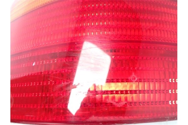 Recambio de piloto trasero izquierdo para volkswagen golf iv berlina (1j1) referencia OEM IAM 1J6945095Q 67736971 1J6945111Q , A