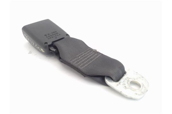 Recambio de anclaje cinturon trasero derecho para suzuki swift iii (sg) 1.3 referencia OEM IAM E034501  