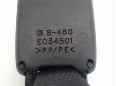 Recambio de anclaje cinturon trasero derecho para suzuki swift iii (sg) 1.3 referencia OEM IAM E034501  