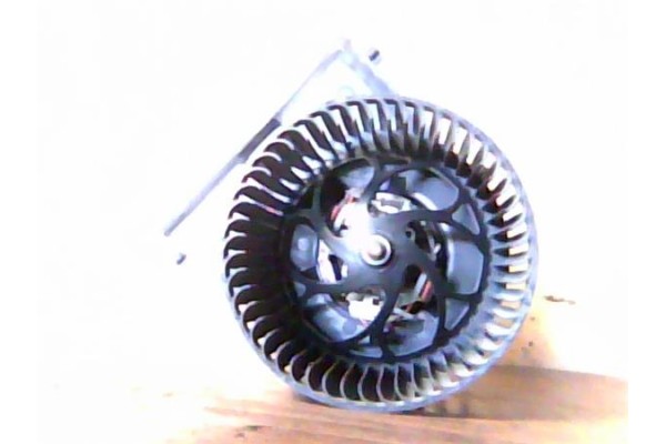 Recambio de motor calefaccion para volkswagen golf iv variant (1j5) 1.9 highline referencia OEM IAM 1J1819021A 675880E 