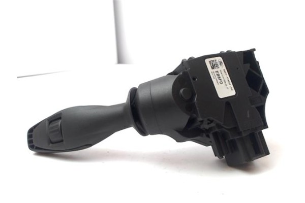 Recambio de mando limpiaparabrisas para ford fiesta vi 1.4 tdci referencia OEM IAM 8A6T17A553 EB8FD 
