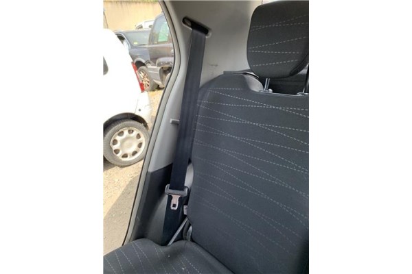 Recambio de cinturon seguridad trasero derecho para toyota yaris (ksp9/scp9/nlp9) 1.4 active referencia OEM IAM 733600D091E0  