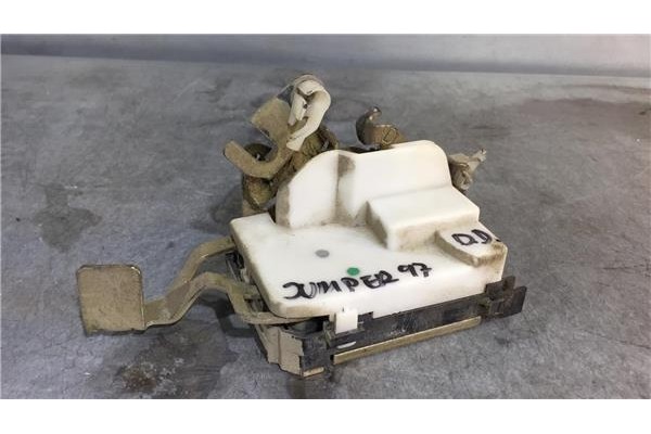 Recambio de cierre electromagnetico delantero derecho para citroen jumper furgón 2.5 d referencia OEM IAM 9136G3  