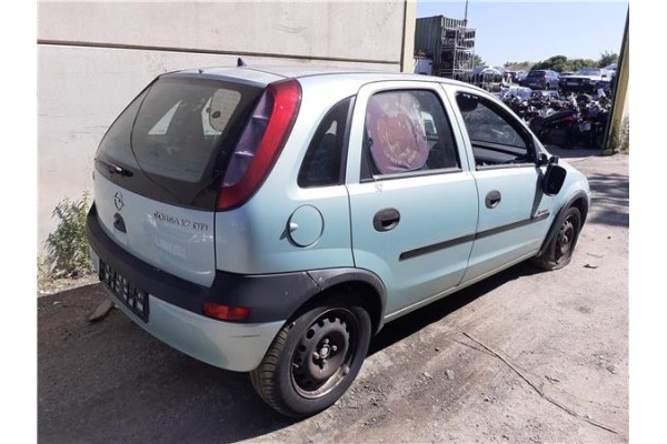opel corsa c del año 2001