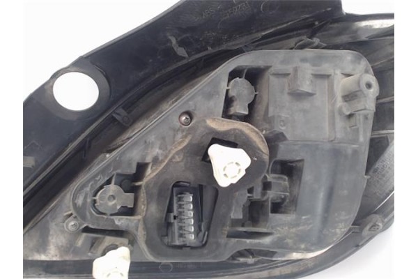 Recambio de piloto trasero izquierdo para opel astra h berlina referencia OEM IAM   