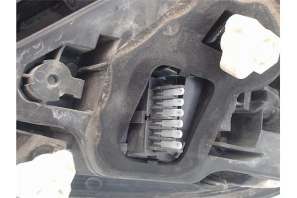 Recambio de piloto trasero izquierdo para opel astra h berlina referencia OEM IAM   