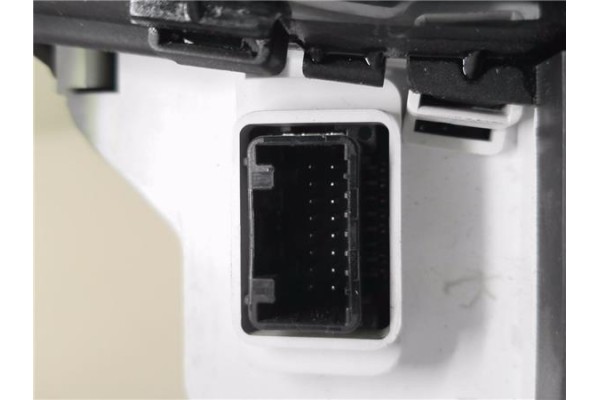 Recambio de cuadro completo para toyota yaris (ksp9/scp9/nlp9) 1.4 active referencia OEM IAM 838000D631 838000D630D 