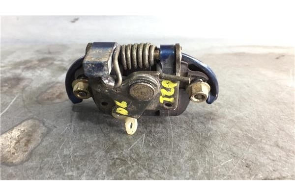 Recambio de maneta exterior delantero izquierda para nissan serena (c23m) 2.3 d referencia OEM IAM 806077C913  