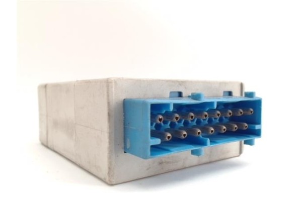 Recambio de centralita para bmw serie 3 berlina (e36) 1.9 318i sport edition referencia OEM IAM 61358366381 711370 