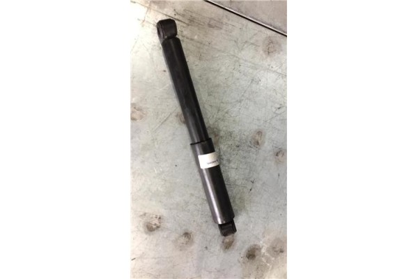 Recambio de amortiguador trasero derecho para nissan serena (c23m) 2.3 d referencia OEM IAM 290421 301700290421 