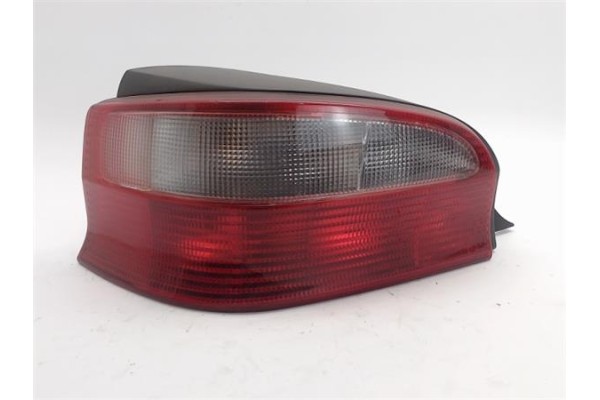 Recambio de piloto trasero izquierdo para citroen saxo referencia OEM IAM   