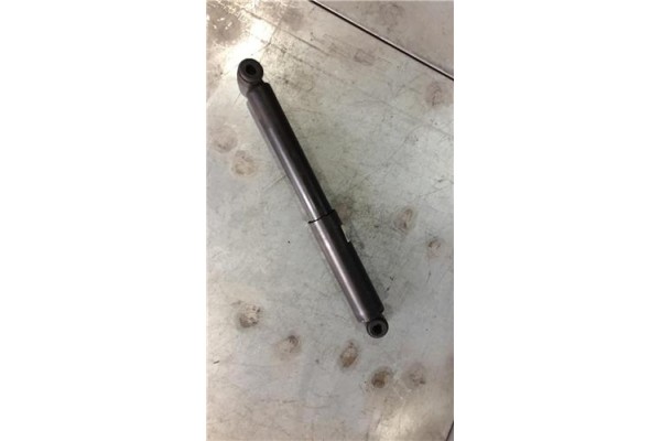 Recambio de amortiguador trasero izquierdo para nissan serena (c23m) 2.3 d referencia OEM IAM 290421 301700290421 