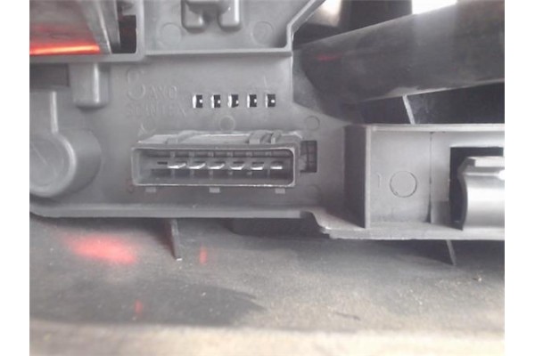 Recambio de piloto trasero izquierdo para citroen saxo referencia OEM IAM   