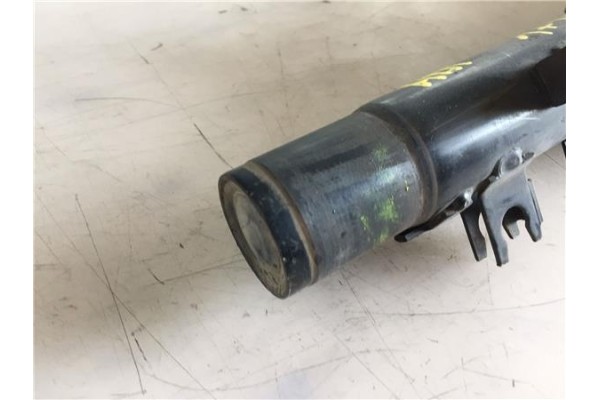Recambio de amortiguador delantero izquierdo para citroen c3 1.4 hdi referencia OEM IAM 5202TA  