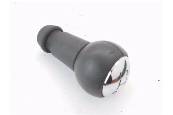 Recambio de pomo palanca cambio para peugeot 207 1.6 hdi referencia OEM IAM 2403CV  